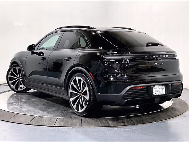 2026 Porsche Macan Base - Photo 20