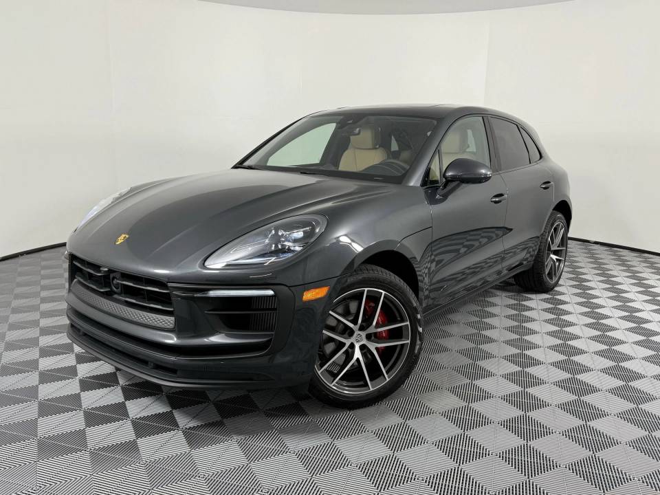 2025 Porsche Macan S