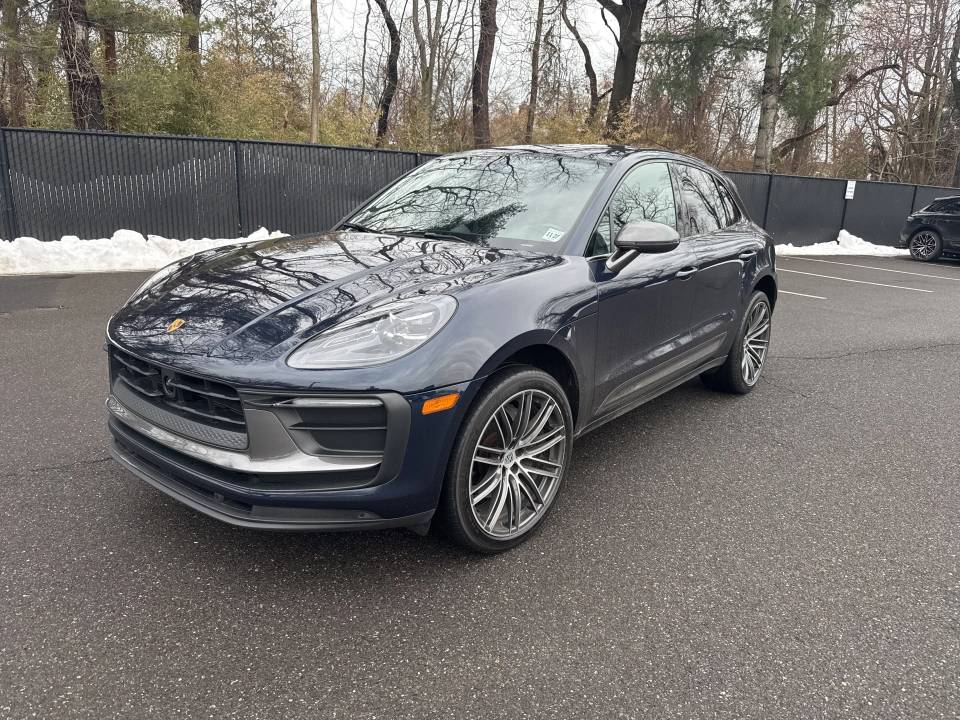 2023 Porsche Macan T