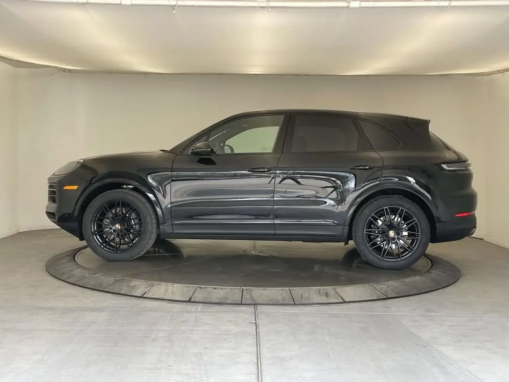 2026 Porsche Cayenne Base - Photo 16
