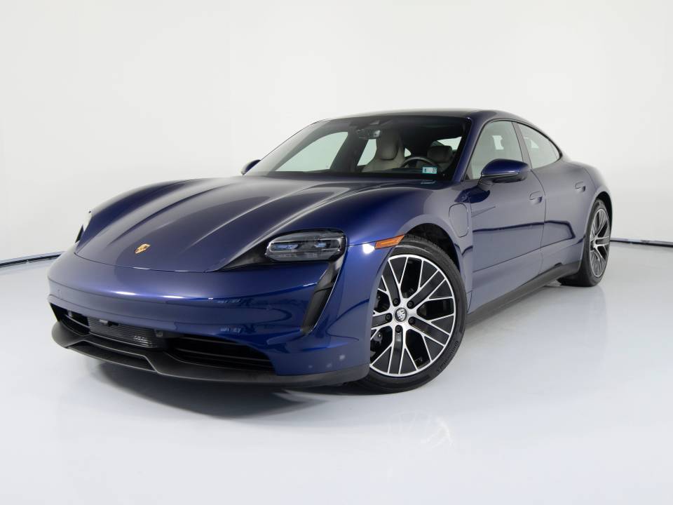 2022 Porsche Taycan Base