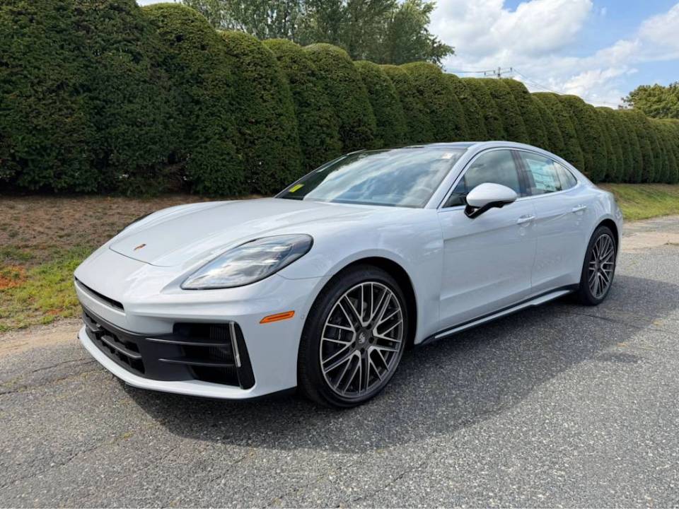 2026 Porsche Panamera