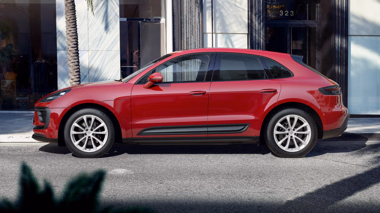 2022 Porsche The New Macan
