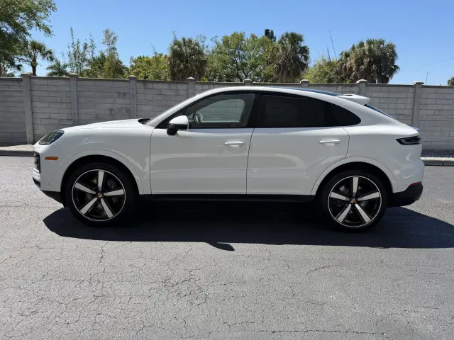 2026 Porsche Cayenne Coup Base - Photo 14