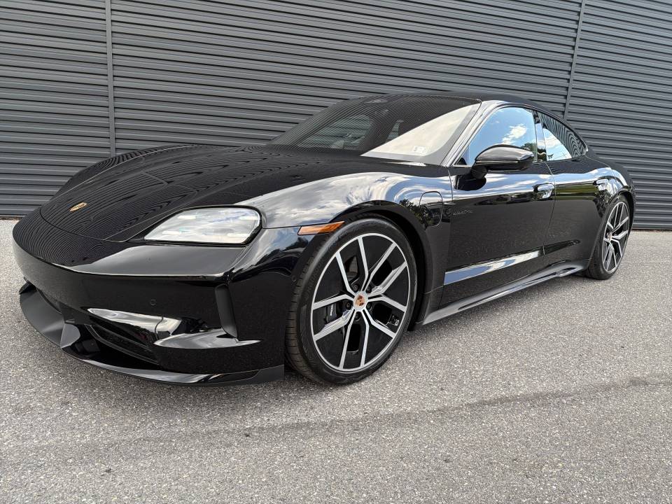 2026 Porsche Taycan