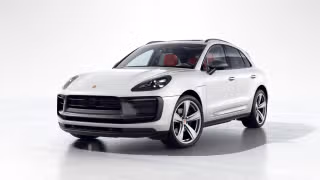 2024 Porsche Macan T's photo