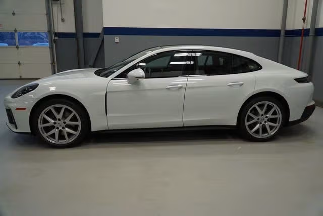 2026 Porsche Panamera Base - Photo 12