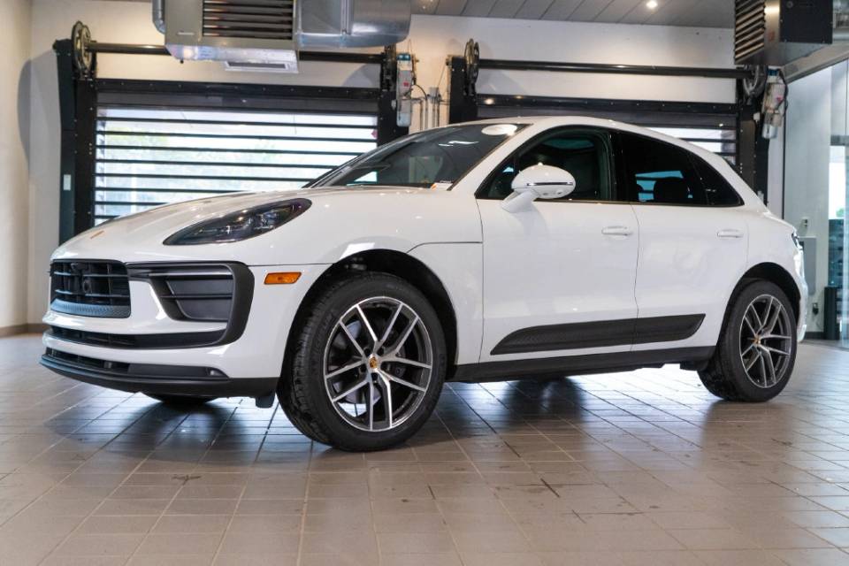 2023 Porsche Macan