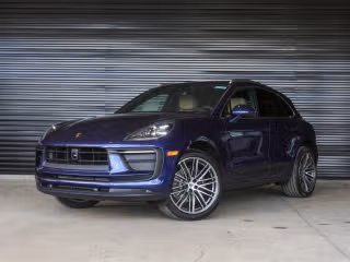 2026 Porsche Macan -'s photo
