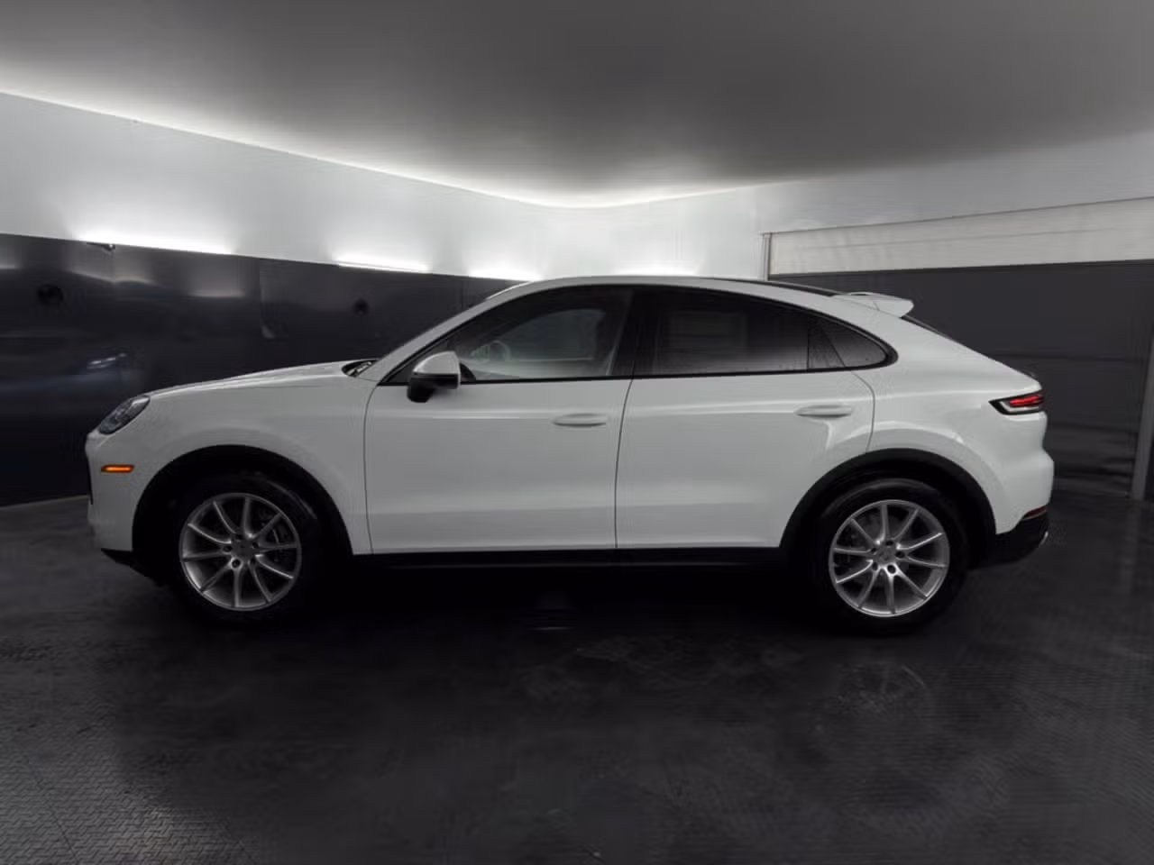 2026 Porsche Cayenne Coupe Base - Photo 12