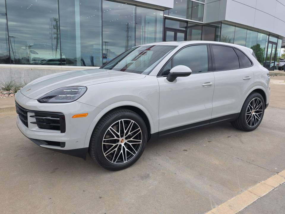 2026 Porsche Cayenne Base