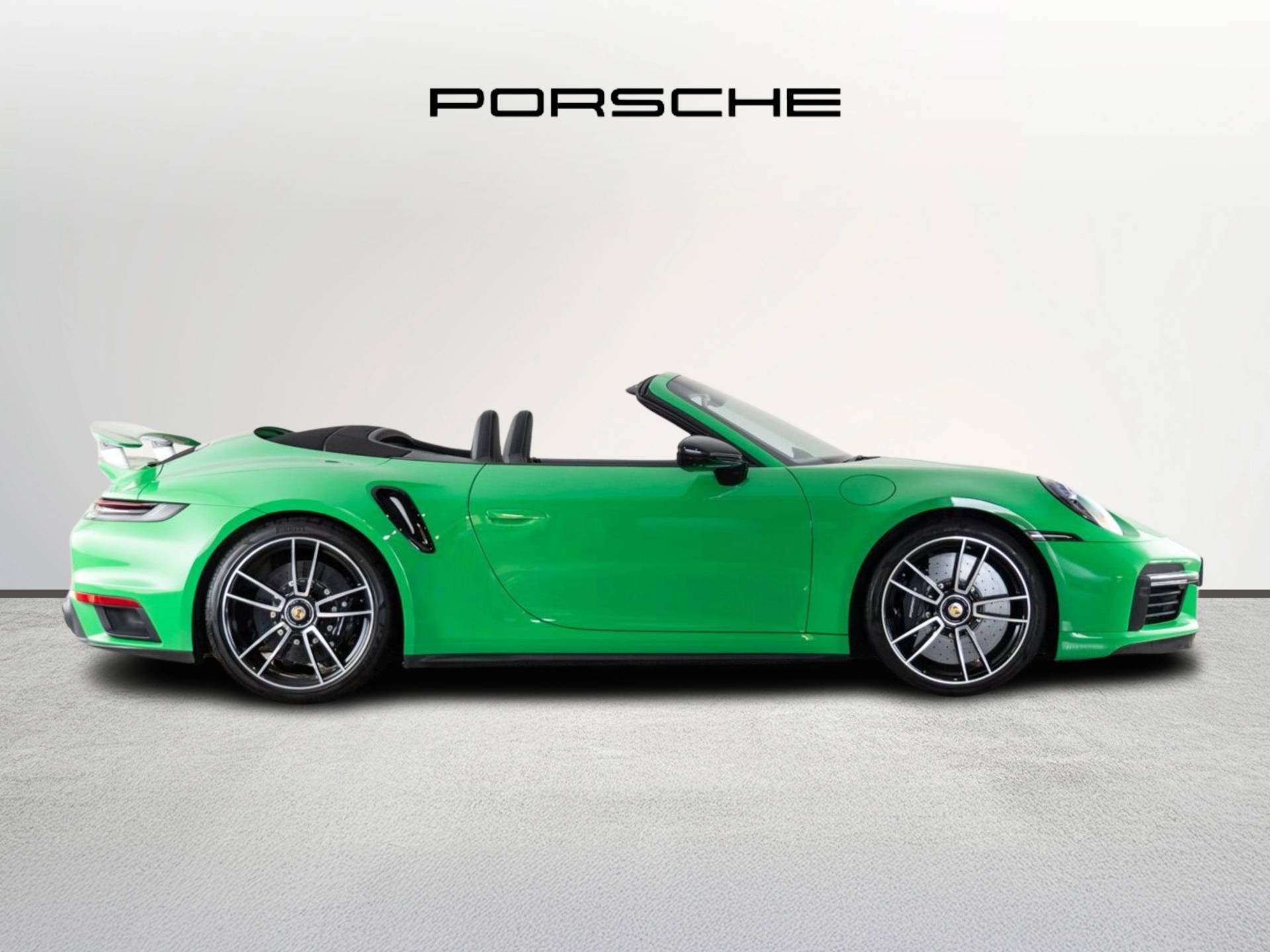 911 Turbo S Cabriolet, photo 2 of 54