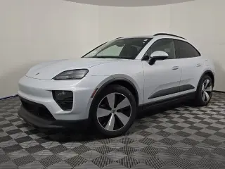 2025 Porsche Macan Base - Photo 5