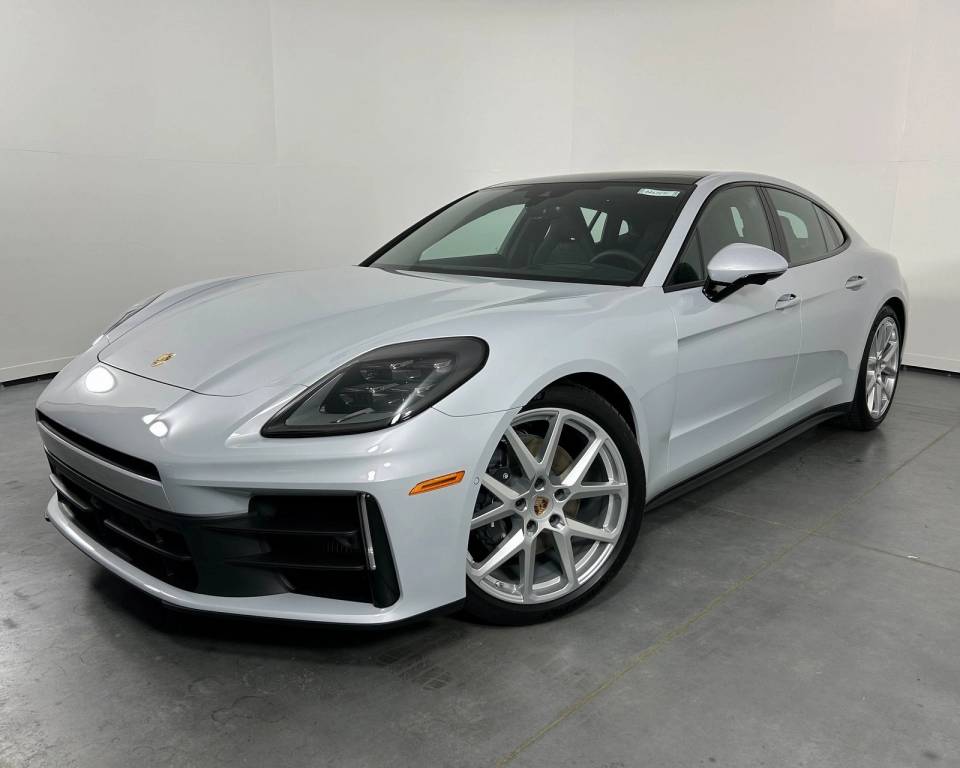 2026 Porsche Panamera