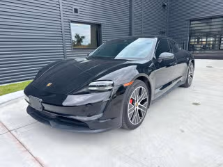 2020 Porsche Taycan 4S's photo