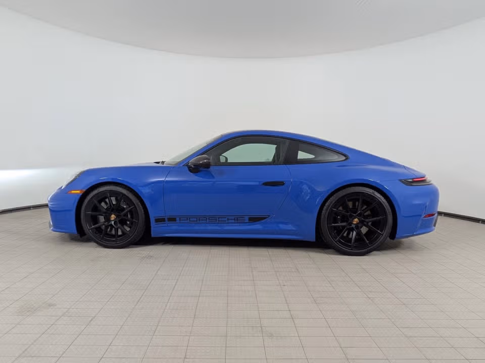 2026 Porsche 911 S - Photo 11