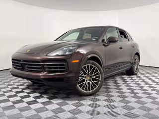 2022 Porsche Cayenne Platinum Edition's photo
