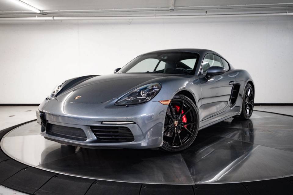 2025 Porsche 718