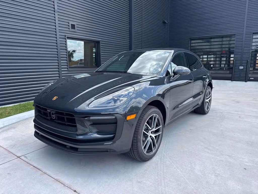 2026 Porsche Macan