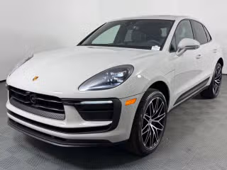 2026 Porsche Macan -'s photo