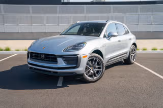 2026 Porsche Macan T's photo