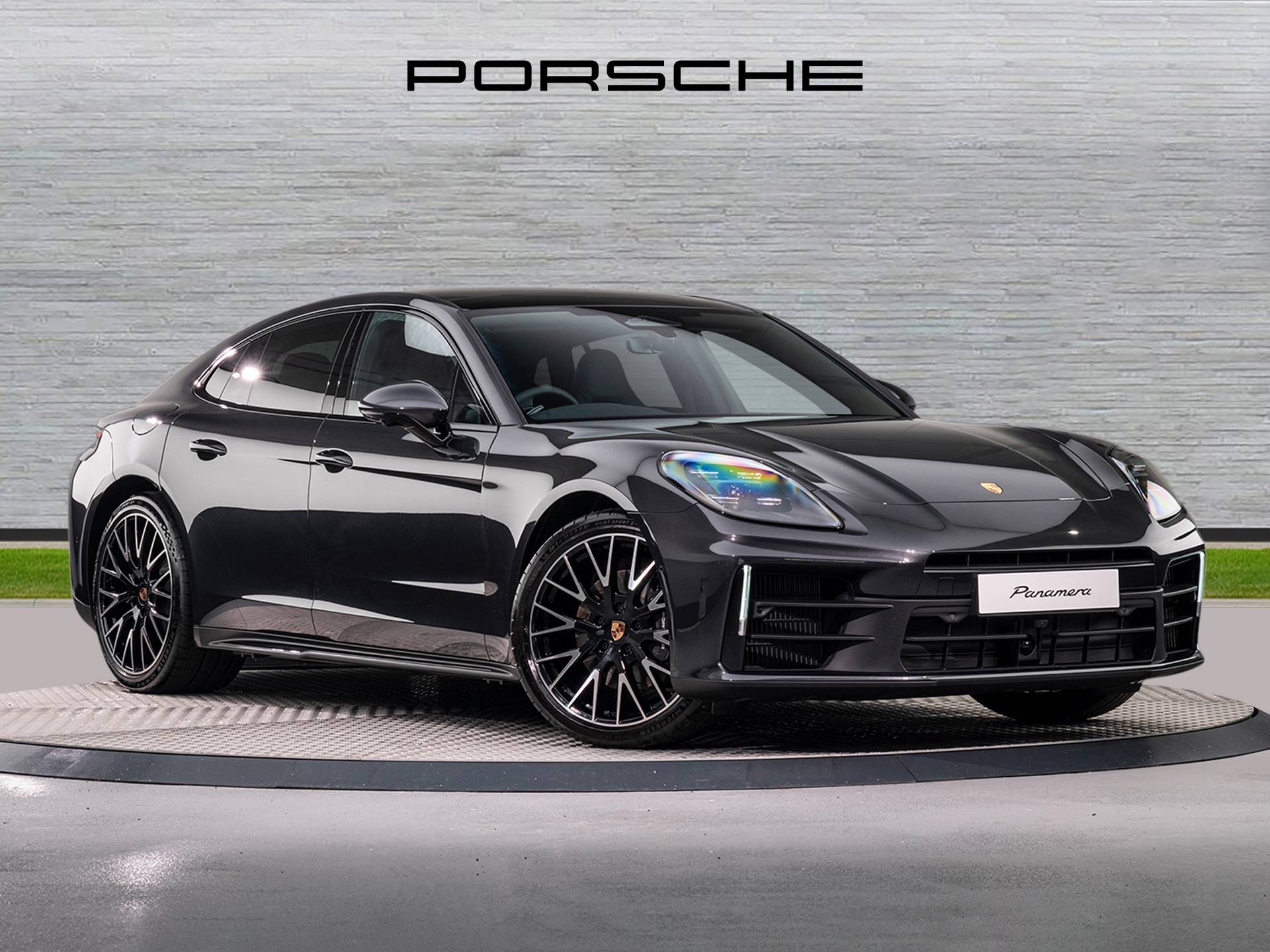Panamera 4, photo 1 of 46