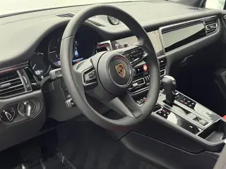 2026 Porsche Macan Base - Photo 29