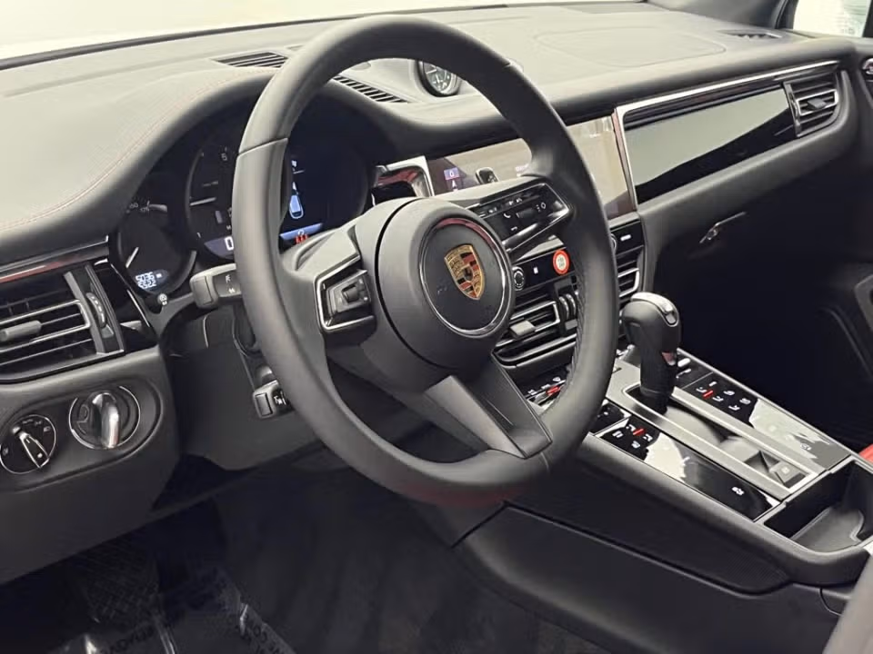 2026 Porsche Macan Base - Photo 27