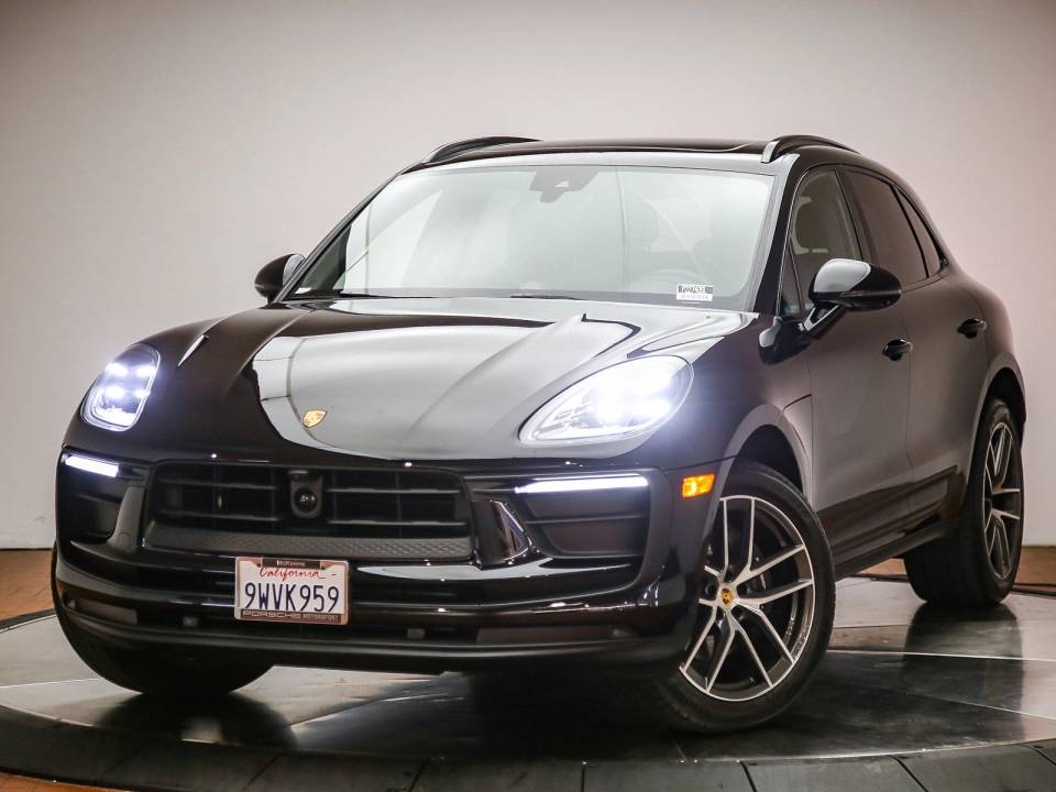 2026 Porsche Macan