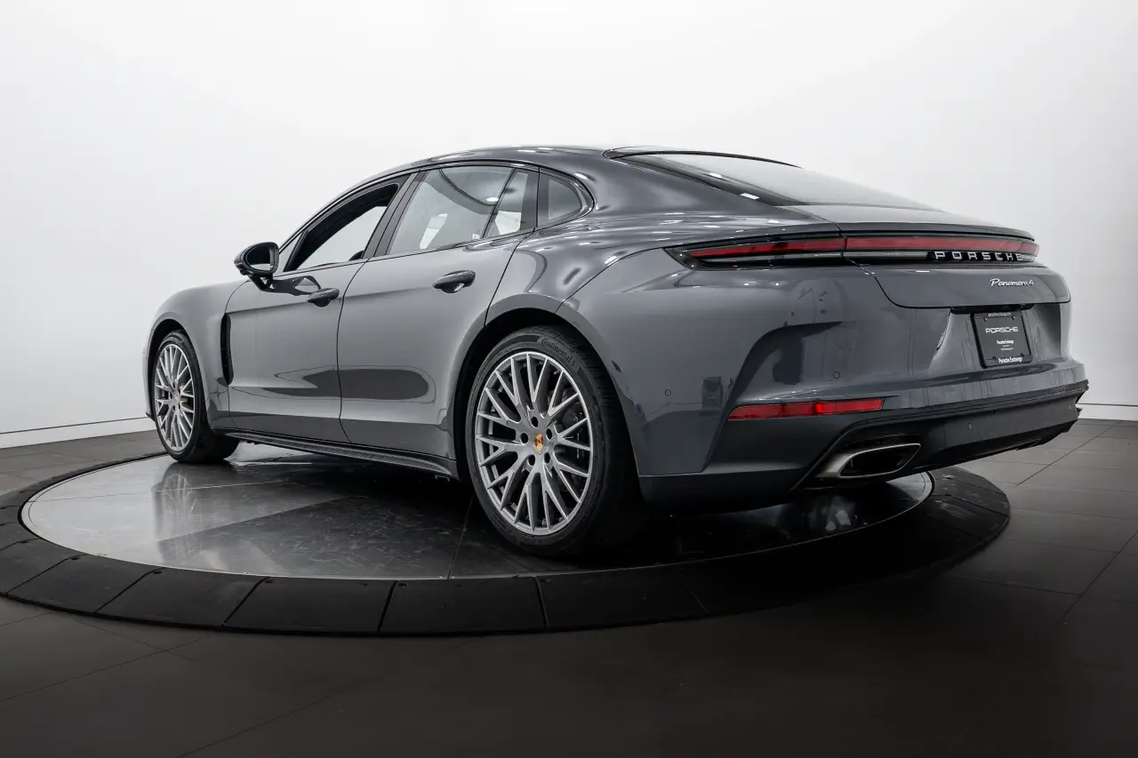 2026 Porsche Panamera Base - Photo 24