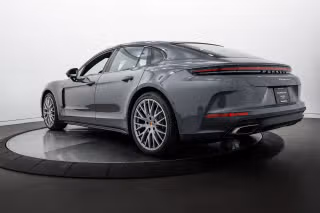 2026 Porsche Panamera Base - Photo 17