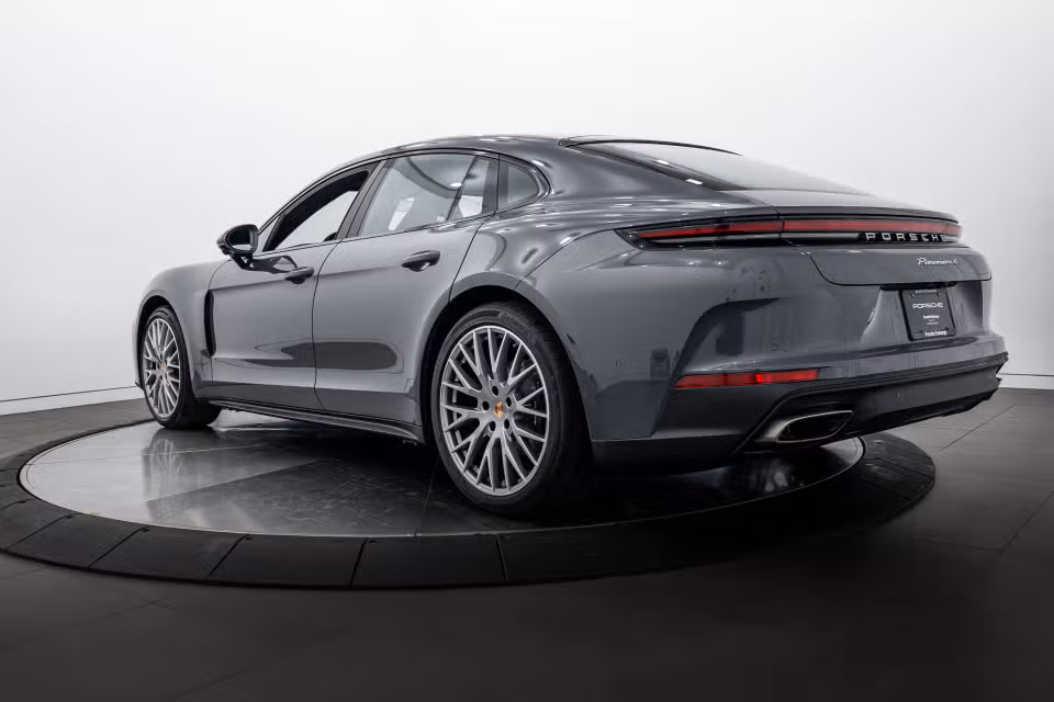 2026 Porsche Panamera Base - Photo 19