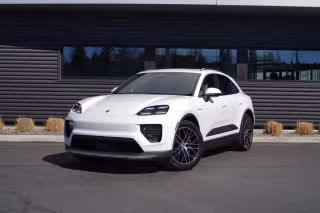 2026 Porsche Macan