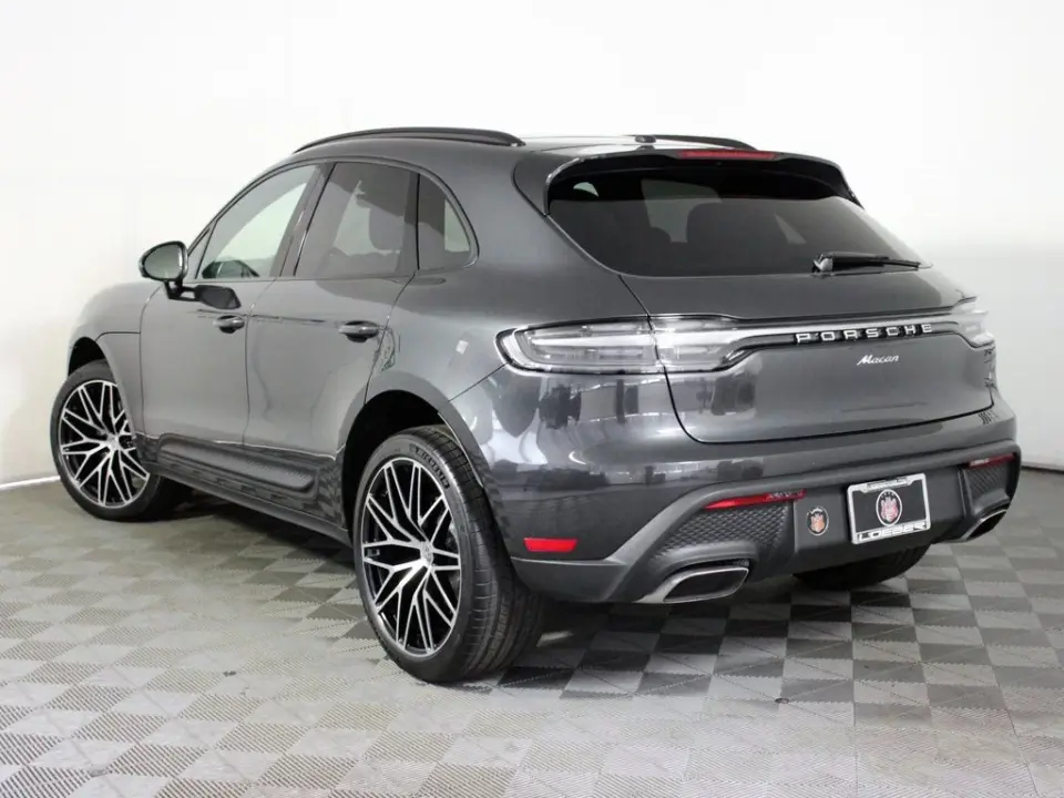 2026 Porsche Macan Base - Photo 23