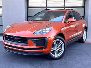2023 Porsche Macan's photo