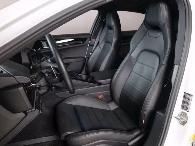 2025 Porsche Panamera Base - Photo 35