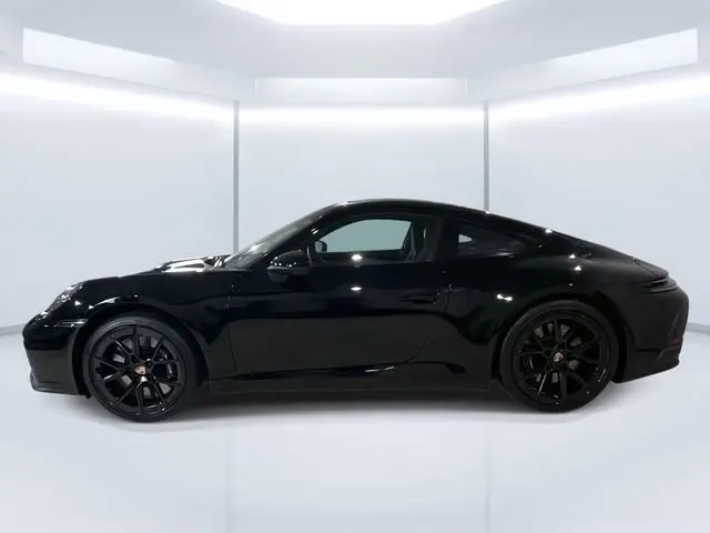 2025 Porsche 911 S - Photo 14