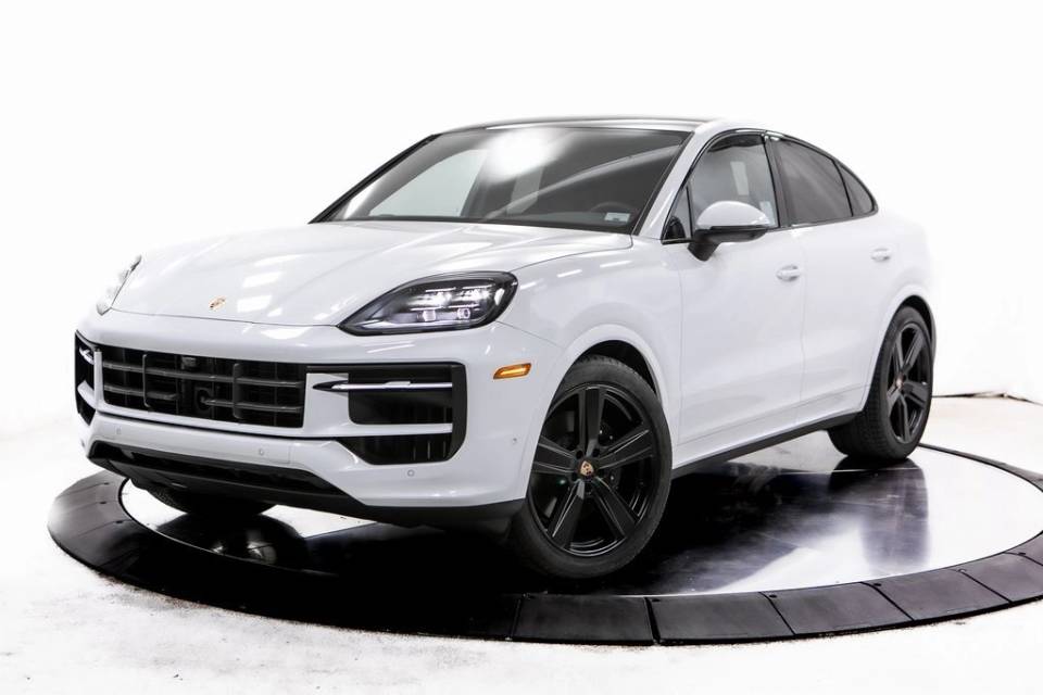 2025 Porsche Cayenne Coup Base