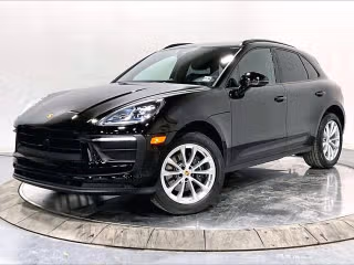 2026 Porsche Macan's photo