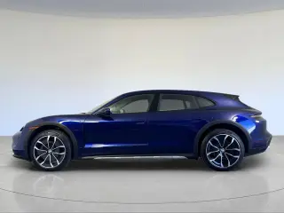 2024 Porsche Taycan Base - Photo 13