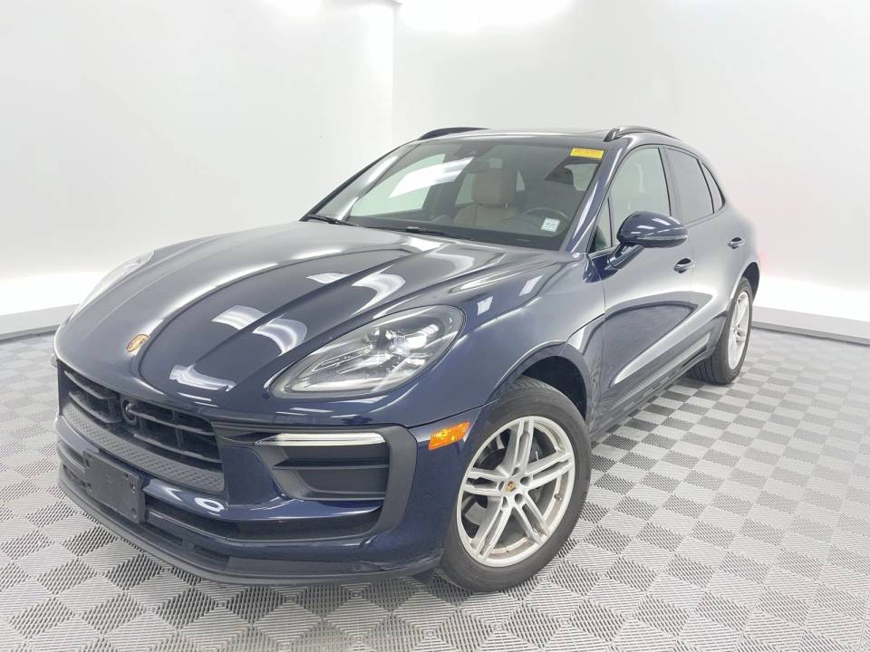 2023 Porsche Macan T