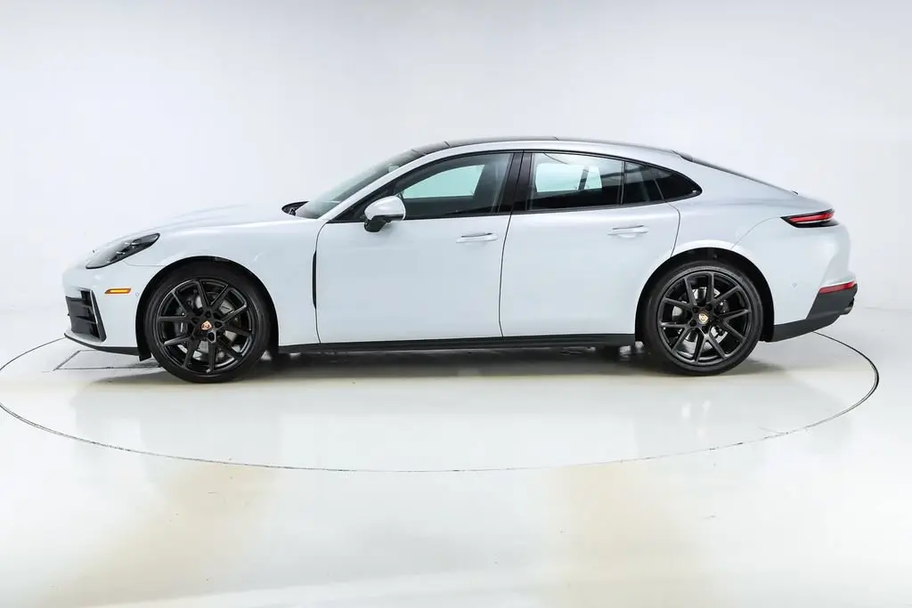 2025 Porsche Panamera Base - Photo 16