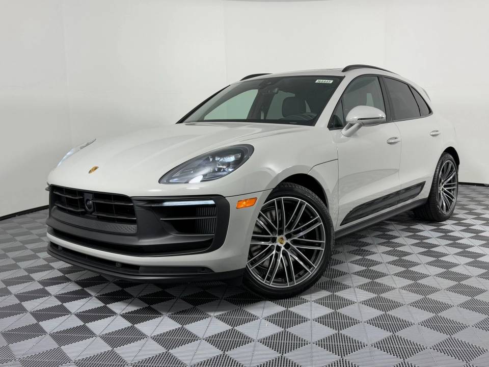 2026 Porsche Macan GTS