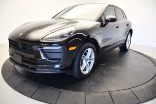 2023 Porsche Macan -'s photo
