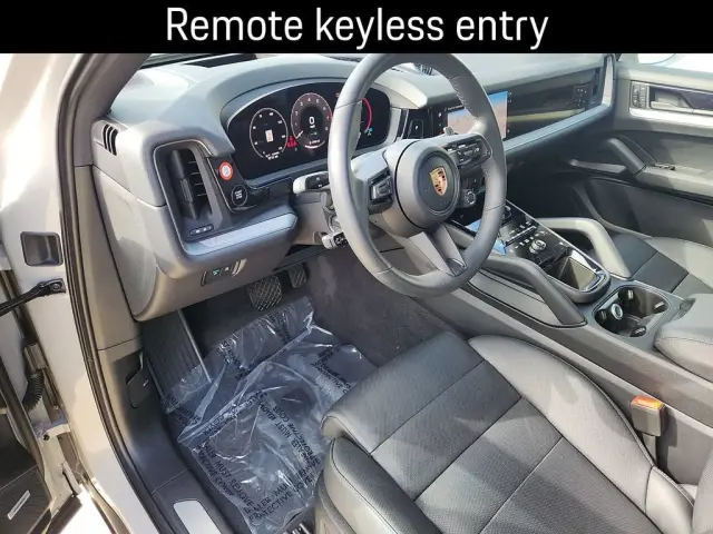 2025 Porsche Cayenne E-Hybrid - Photo 30
