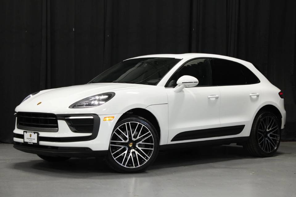 2022 Porsche Macan