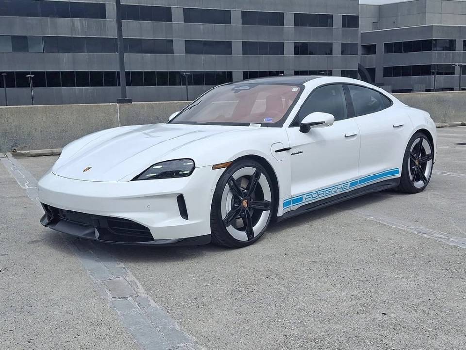 2026 Porsche Taycan
