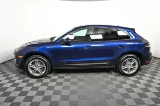 2026 Porsche Macan T - Photo 13