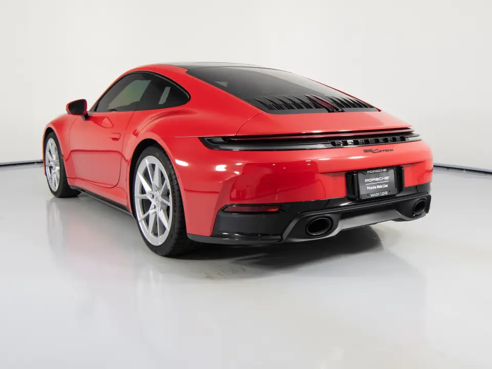 2025 Porsche 911 - Photo 23