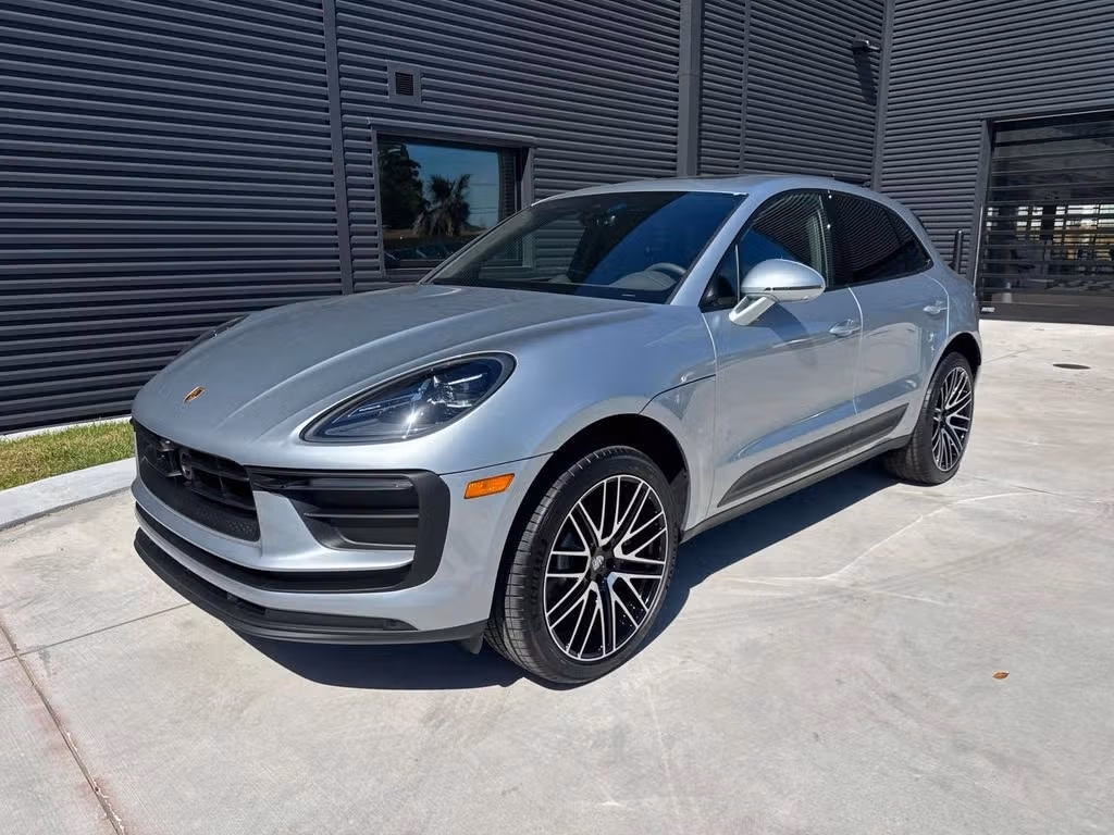 2026 Porsche Macan